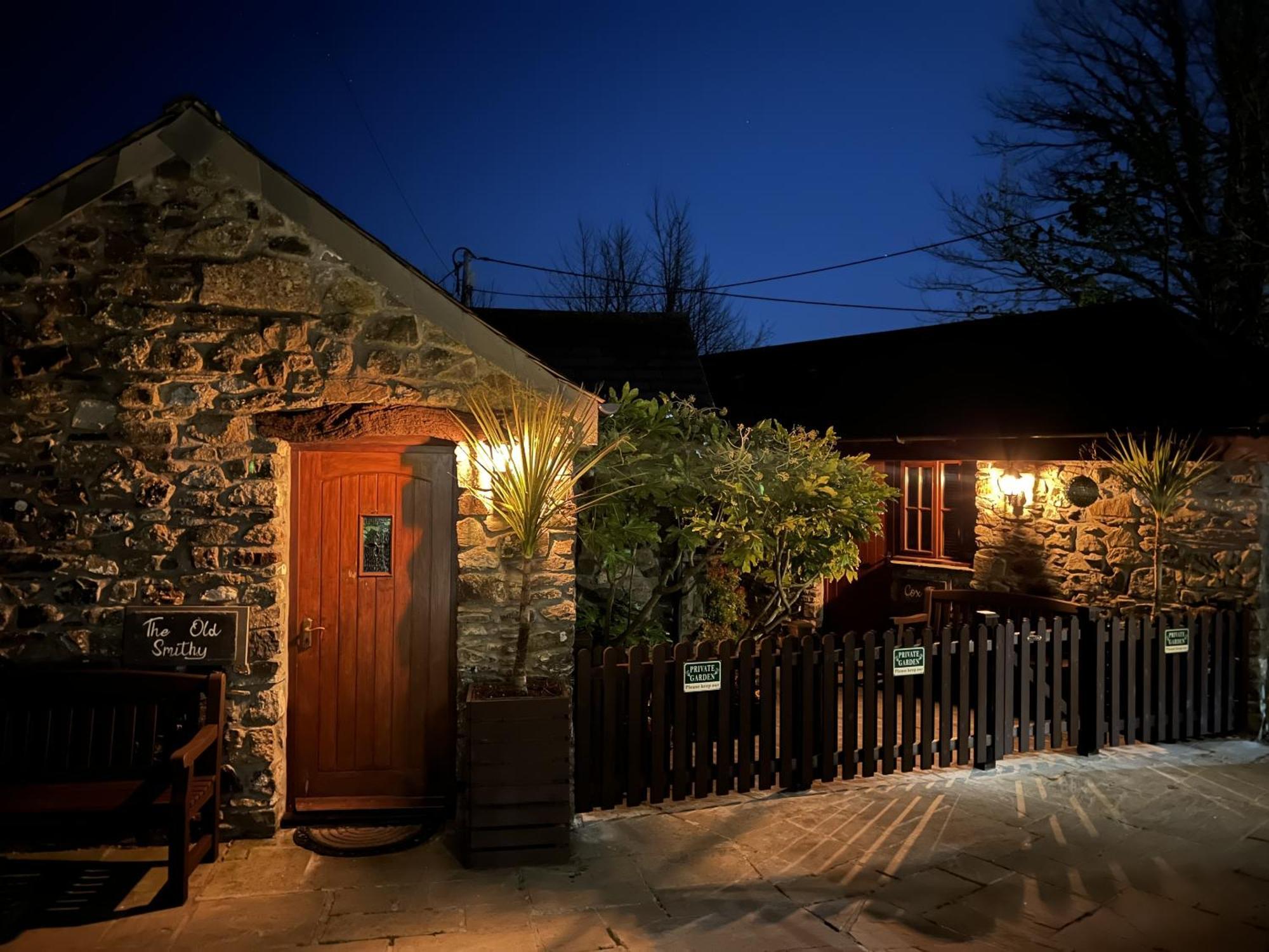 The Mary Tavy Inn Marytavy Экстерьер фото